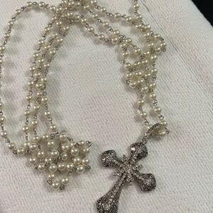 3/$18 Elegant Silver Cross Pendant Necklace Lot 2099